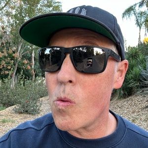 Meet your Posher, Cory